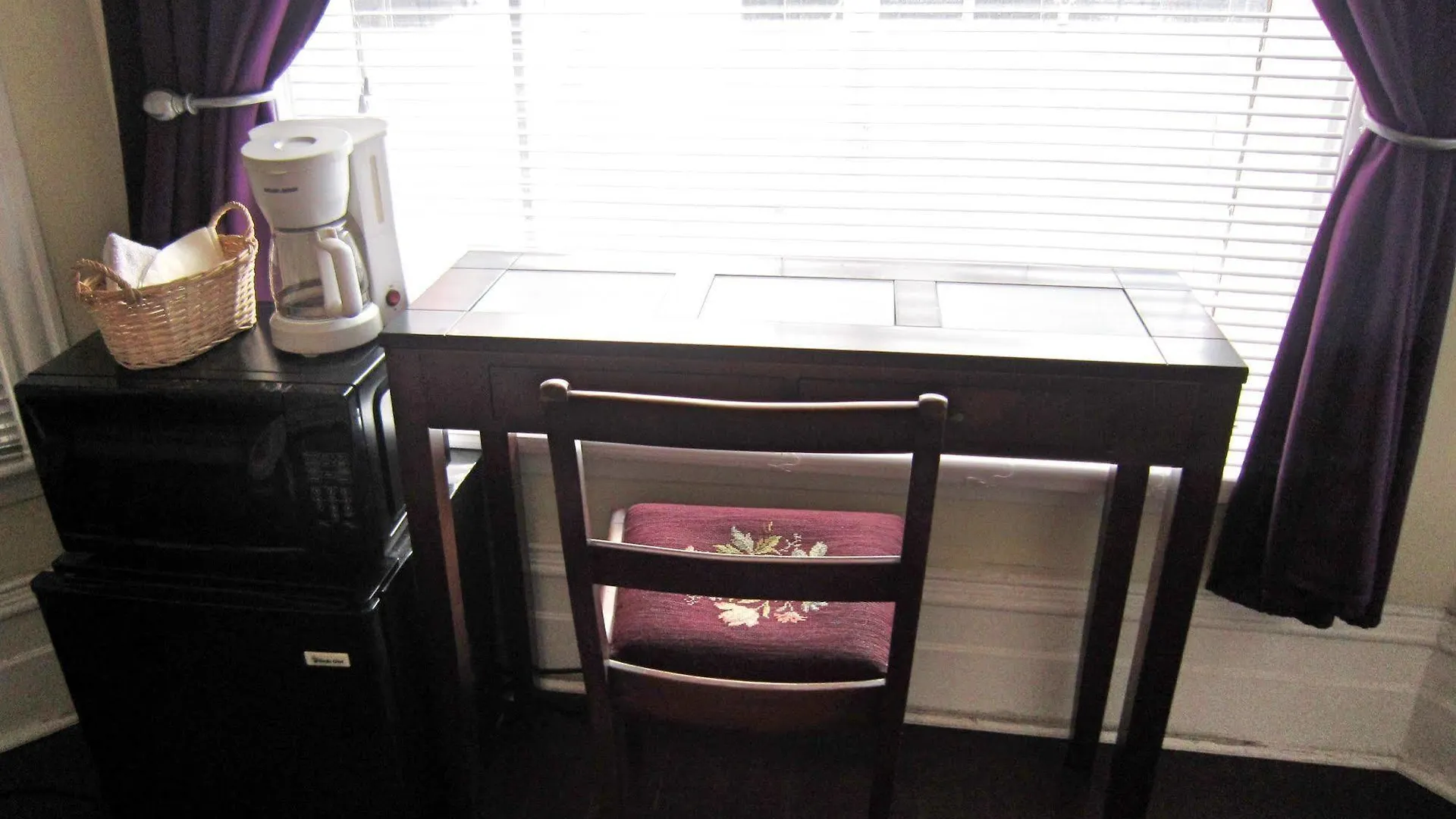 Spadina 11 Guesthouse Toronto 3*,  Canada